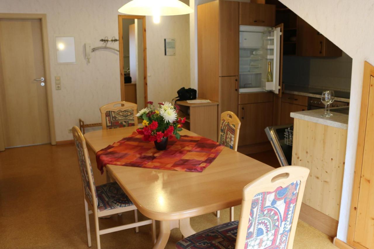 Weingut & Strausswirtschaft Vogel Apartment Vogtsburg Exterior foto