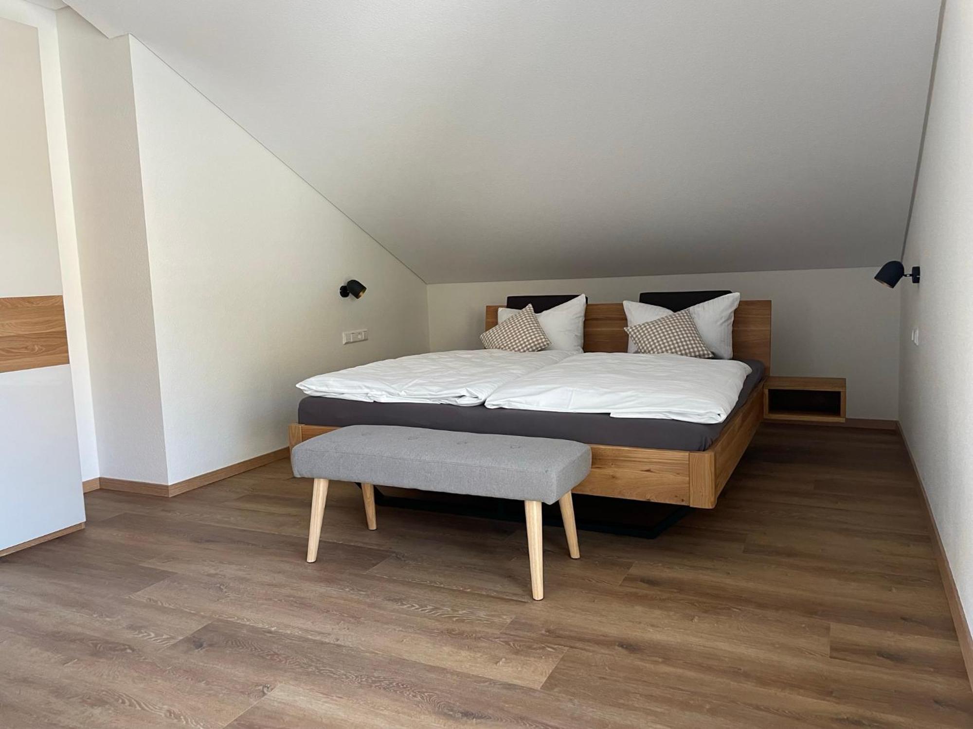 Weingut & Strausswirtschaft Vogel Apartment Vogtsburg Exterior foto